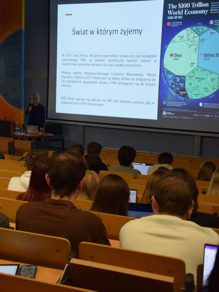 Wykład „Od misji gospodarczej do dyplomacji ekonomicznej” z udziałem Konsul Generalnej RP w Mediolanie