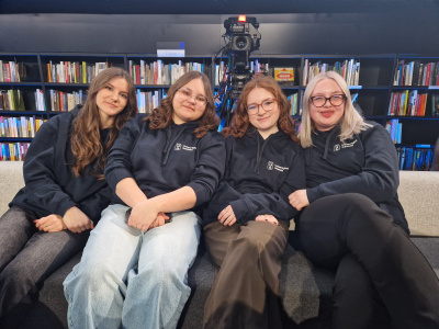 Debata w TVP Od prawej: Julia Łaska, Katarzyna Przeździecka, Julia Kalinowska i Daria Paprocka