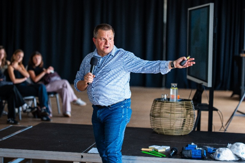 Relacja z Akademii na Plaży