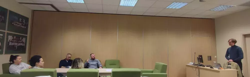 Jan Kłosiński i EMBA UG