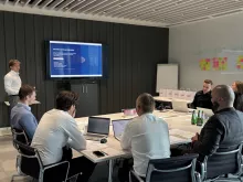 Sukcesy studentów Wydziału Ekonomicznego w finale Case Study Contest 2026 Ocean Network Express 