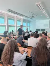 Students Meet with Representatives of Ocean Network Express