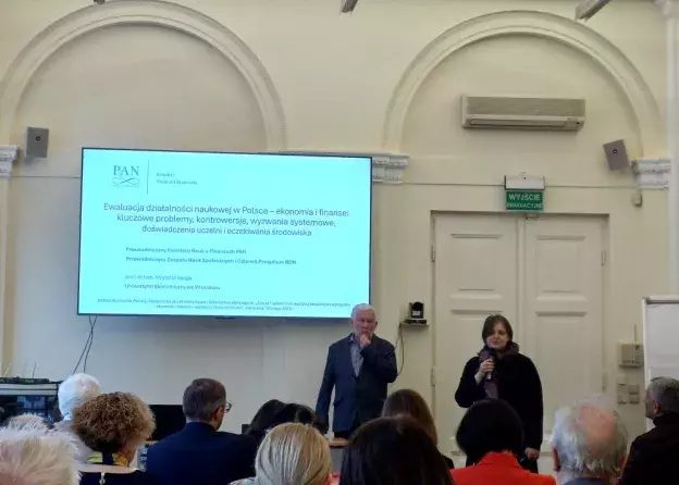 Prodziekan ds. nauki Wydziału Ekonomicznego dr hab. Leszek Czerwonka, prof. UG na spotkaniu z sekretarz stanu w MNiSW