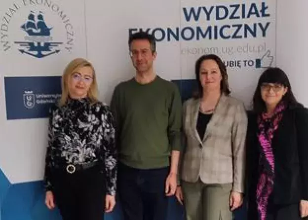 Prof. Michalis Drouvelis from the University of Birmingham Visits the Faculty of Economics