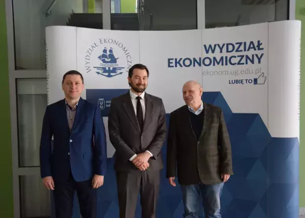 PhD thesis defense of MSc Tomasz Laskowicz