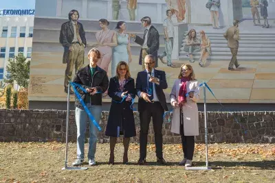 Mural „Szkoła Ateńska 2024” 